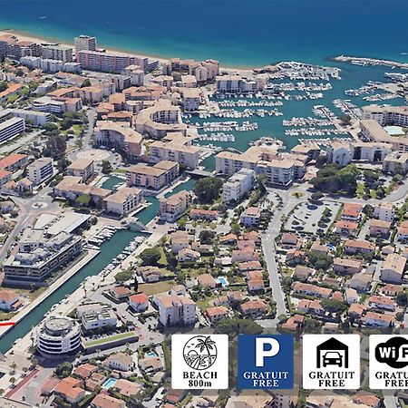 Chic Appart Du Port Fréjus Exterior photo